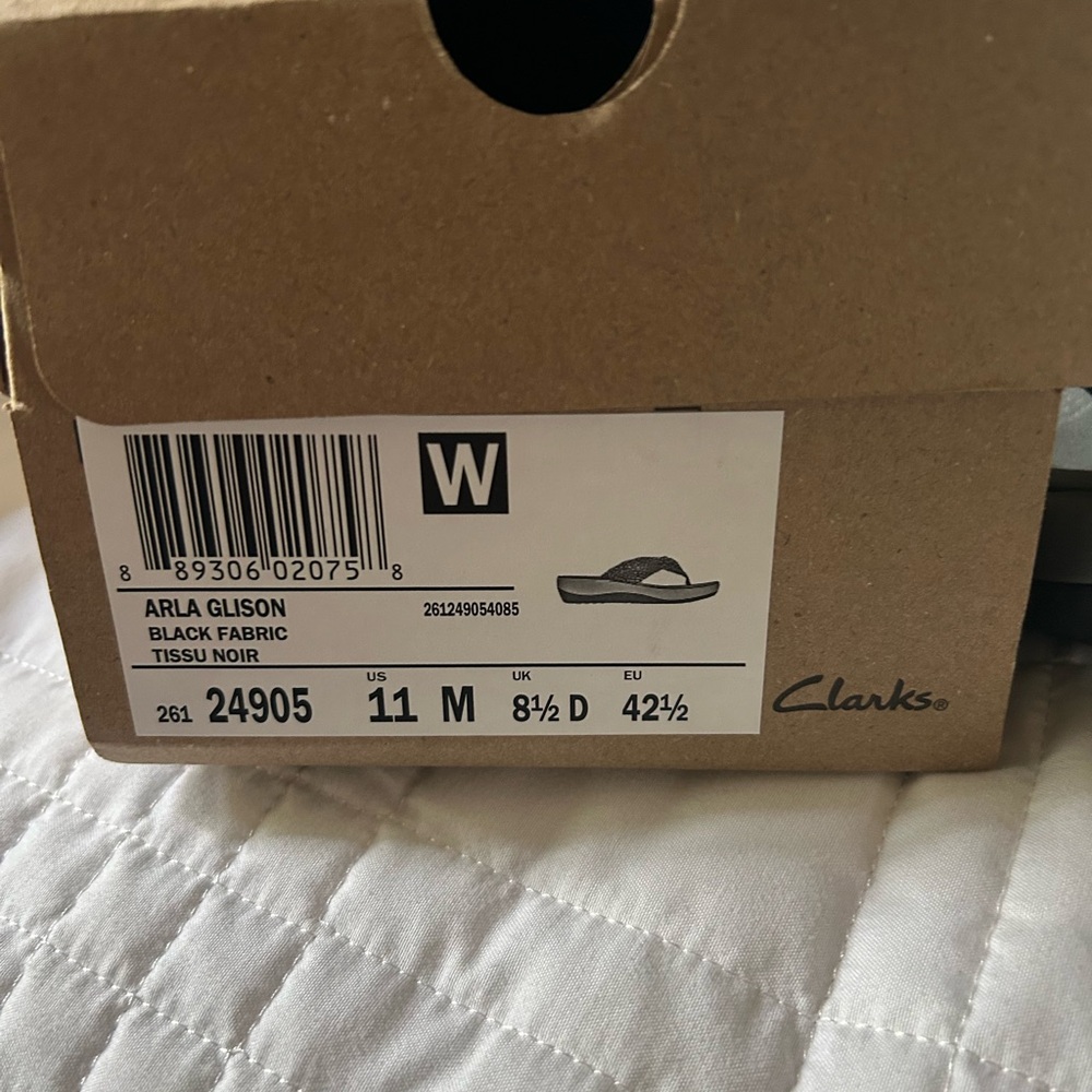 Clarks Arla Glison - Black Flip Flops- brand new- size 11 - Picture 4 of 4
